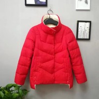 高價回收積壓庫存，尾貨，如服飾，包包，鞋子，帽子生活用品等